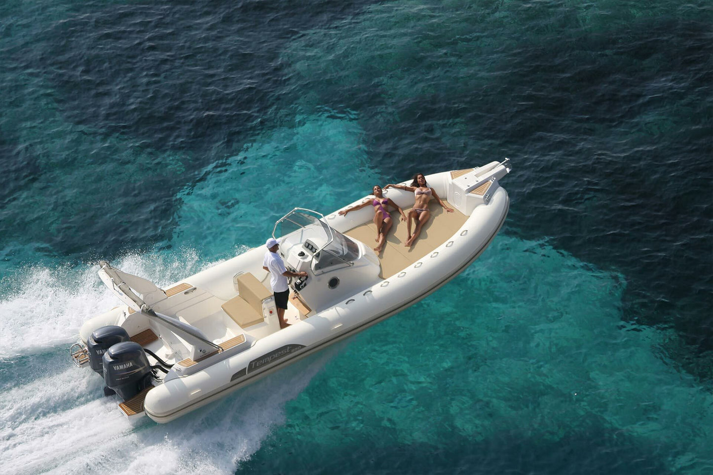 Location Bateau Cannes - Tempest 850