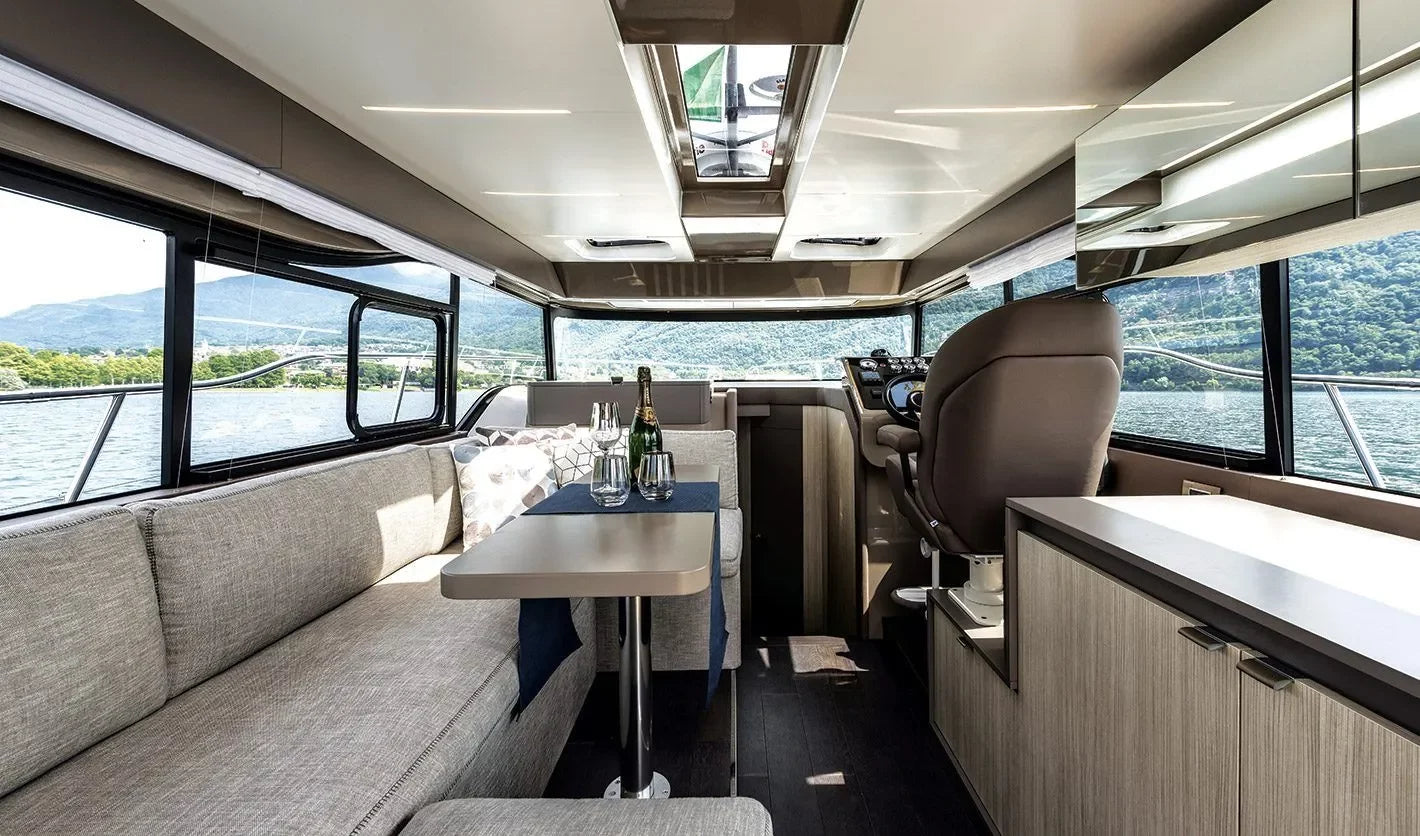 Location Yacht Cannes  - Cranchi T 36