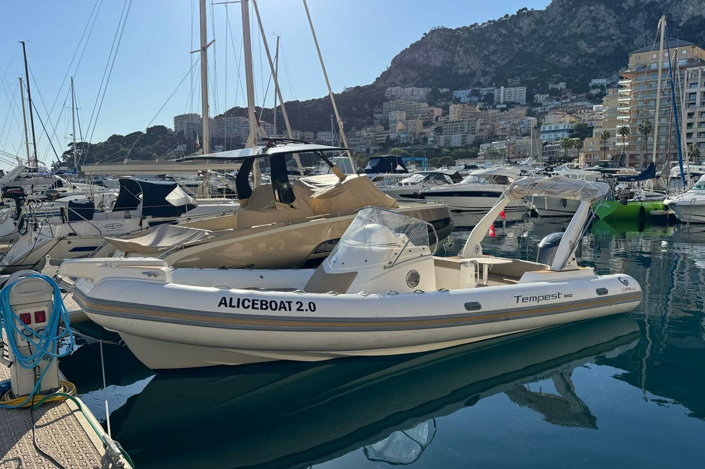 Location Bateau Cannes - Tempest 850